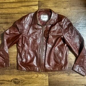 Berman’s ~ Vintage (1970’s) ~ Men’s Medium ~ Brown Genuine Suede Leather Jacket